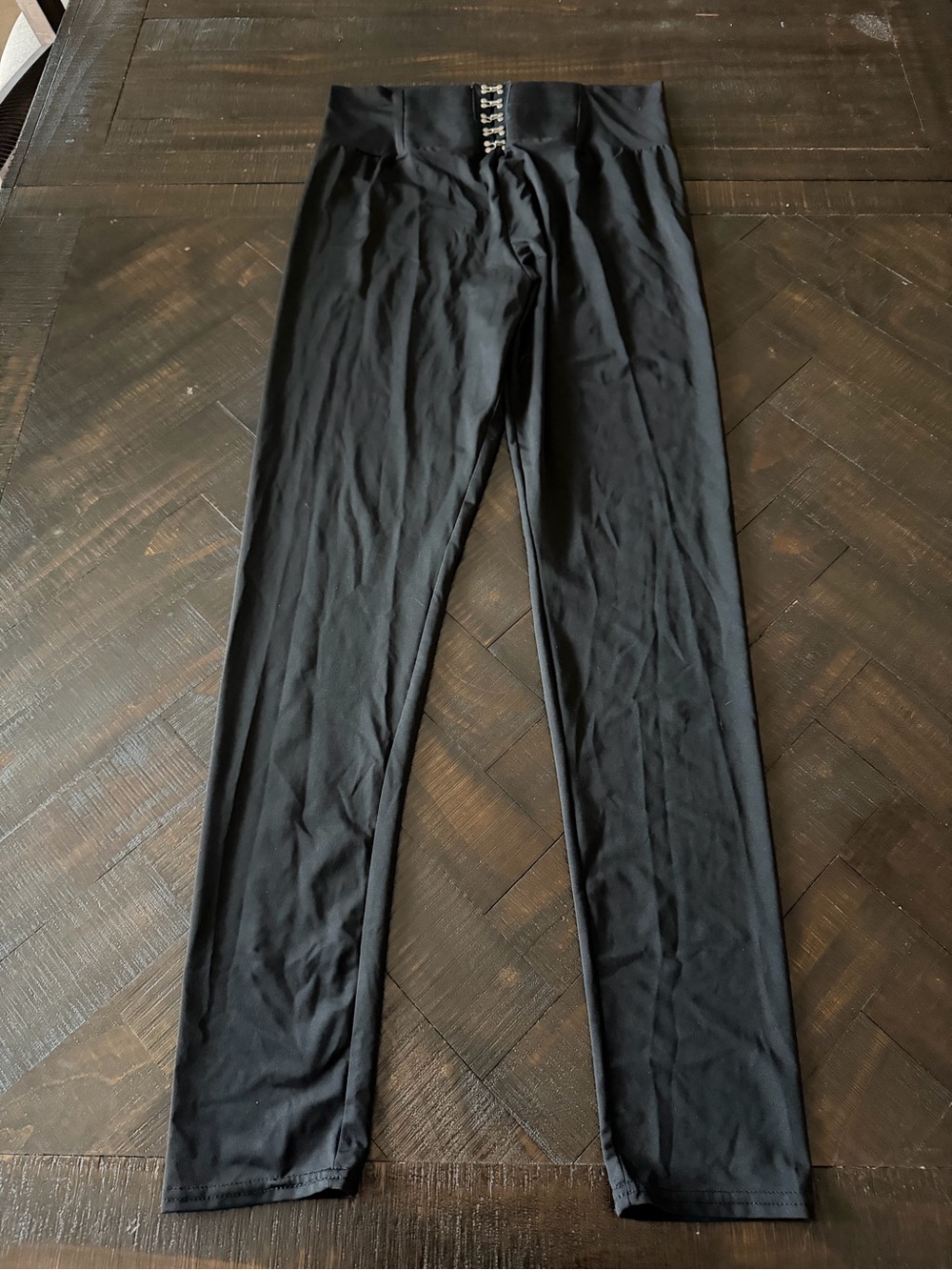 High-Waist Black Men's Athletic Pants with Hook Detail